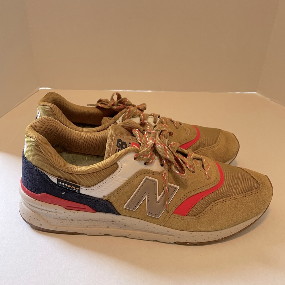 Men’s New Balance Sneakers